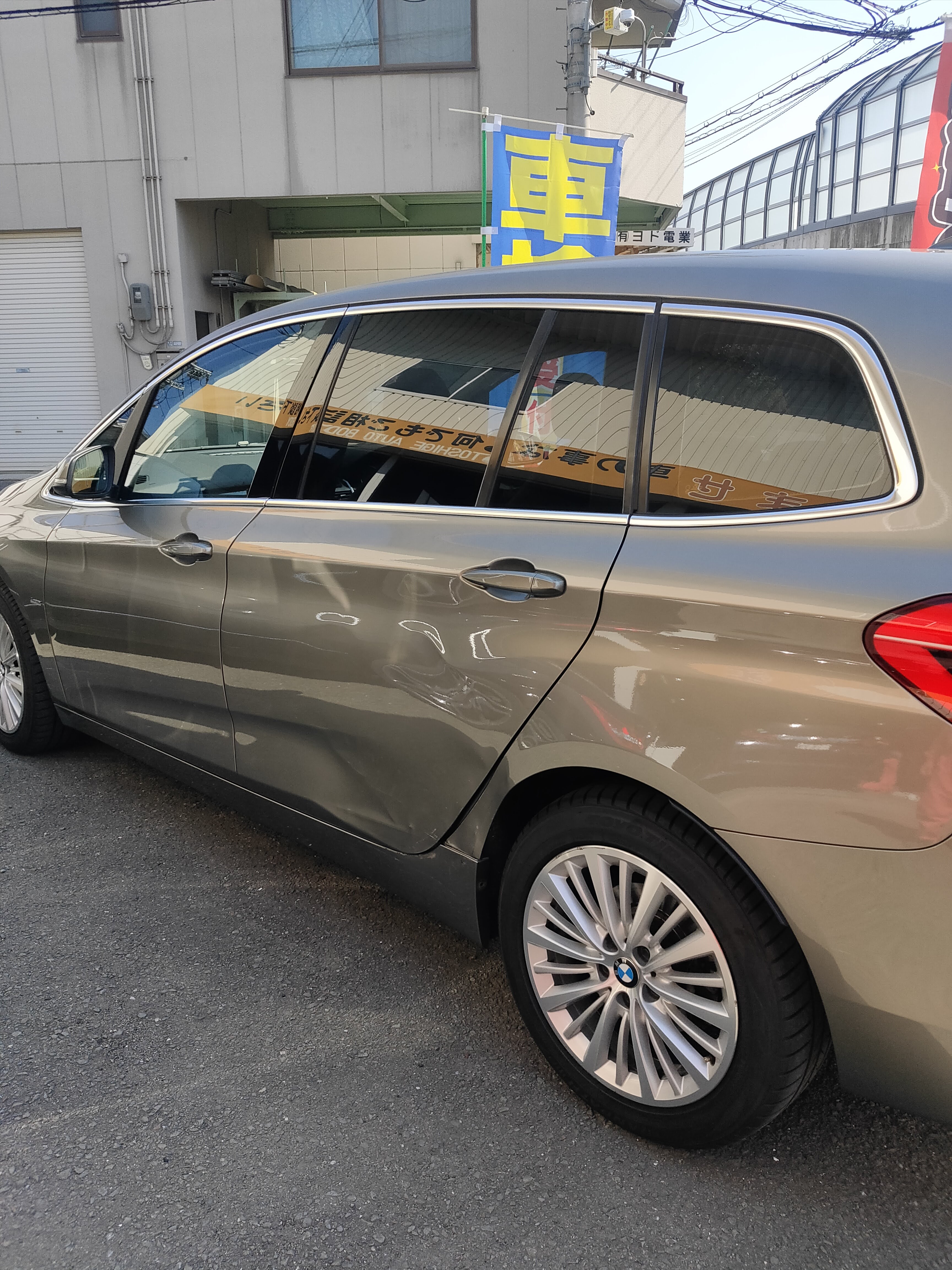 BMW2 F45 ・凹み修理